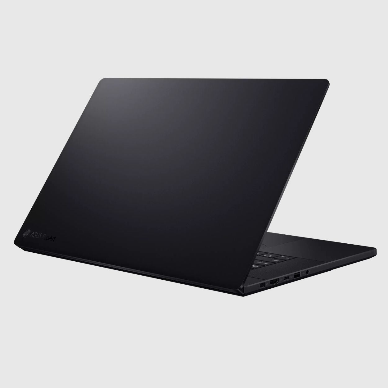 Asus ProArt P16 (H7606); Copilot+ PC